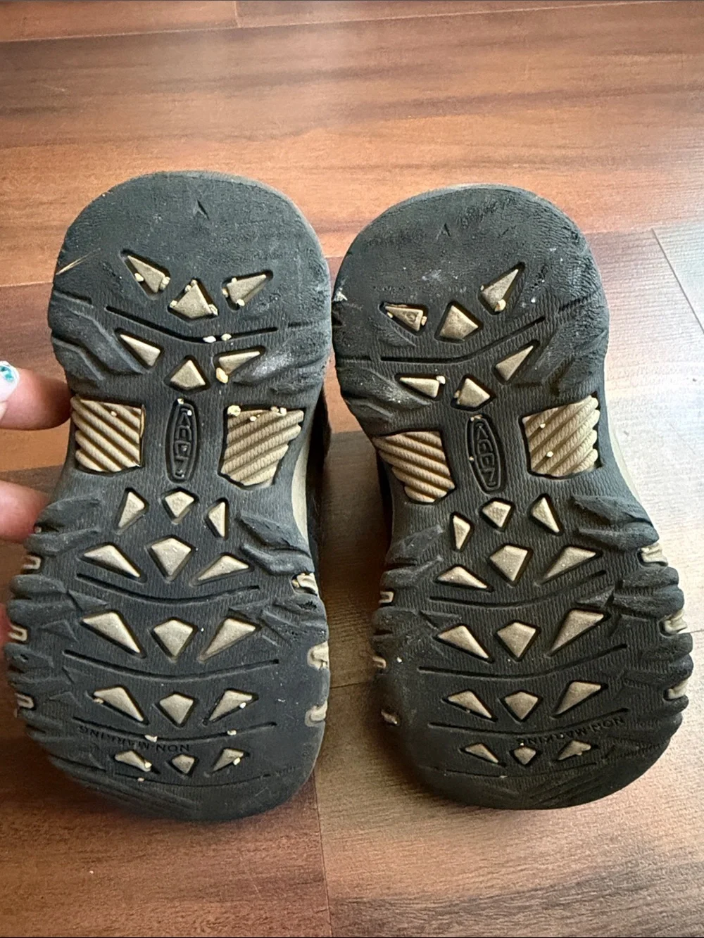 Keen Targhee IV Mid WP Shoe Size 9